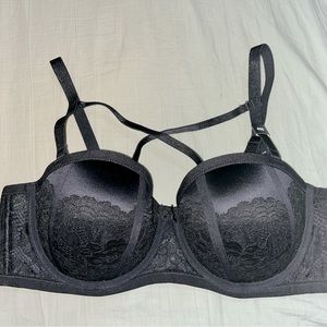 NWT Torrid Strappy Strapless bra 40D